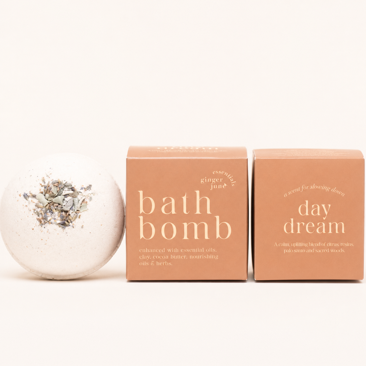 GINGER JUNE CANDLE CO. Bath Bomb | Daydream