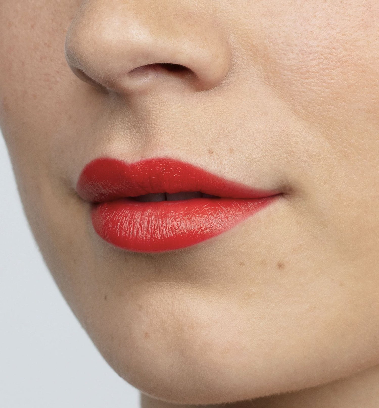ANTIPODES Moisture-Boost Natural Lipstick - West Coast Sunset