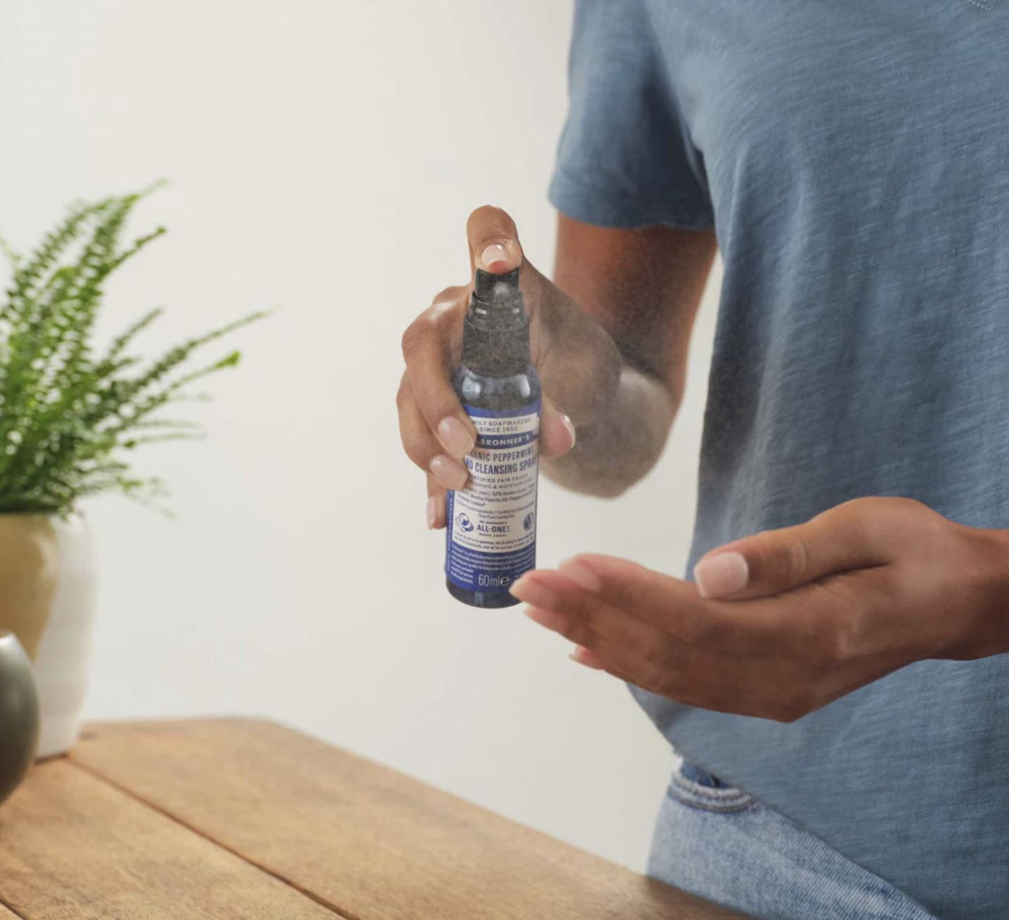DR. BRONNER'S Organic Hand Sanitiser - Peppermint