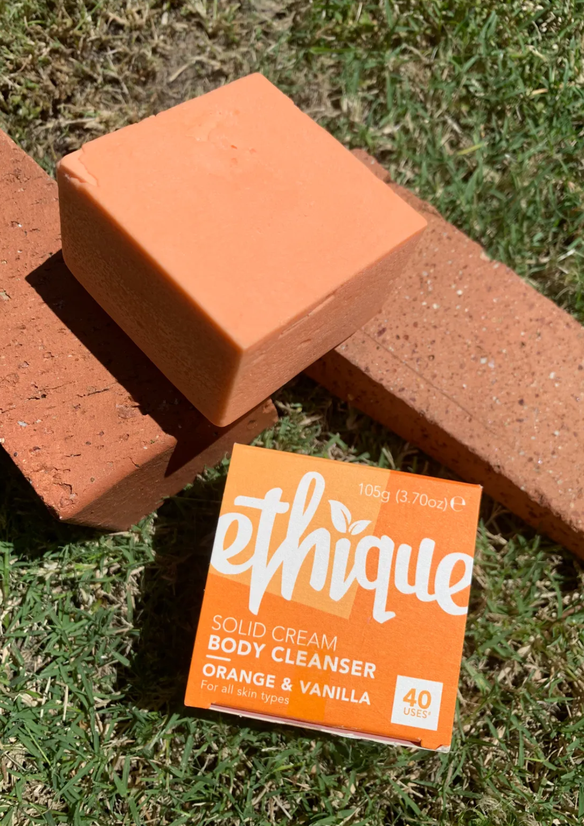 ETHIQUE Solid Cream Body Cleanser | Orange & Vanilla