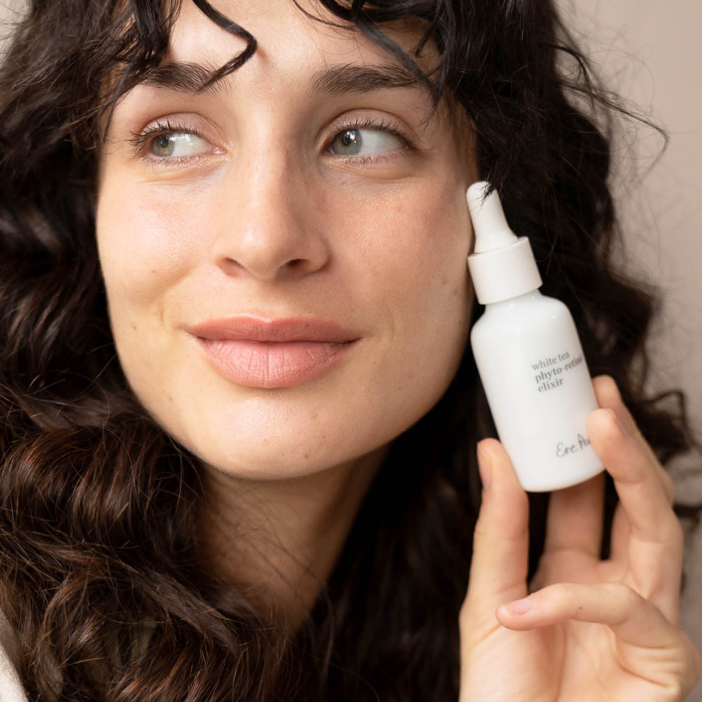 ERE PEREZ White Tea Phyto-Retinol Elixir