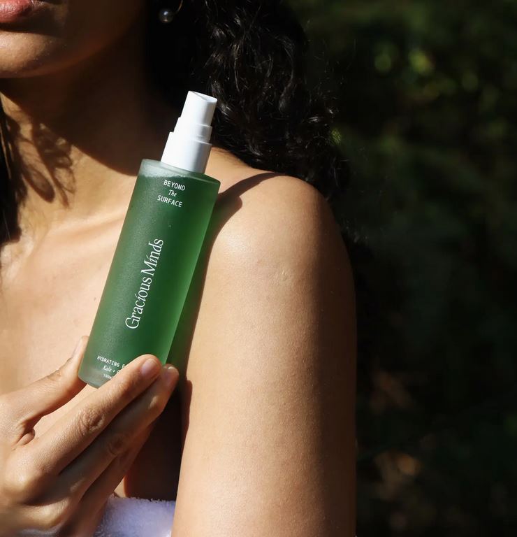 GRACIOUS MINDS Beyond the Surface Hydrating Face Mist and Toner